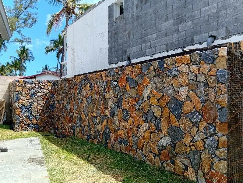 Collage en pierre - Image gallerie 96